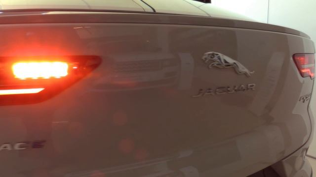 ЭЛЕКТРОКРОССОВЕР 400 СИЛ. 2019 Jaguar I-Pace EV400 HSE