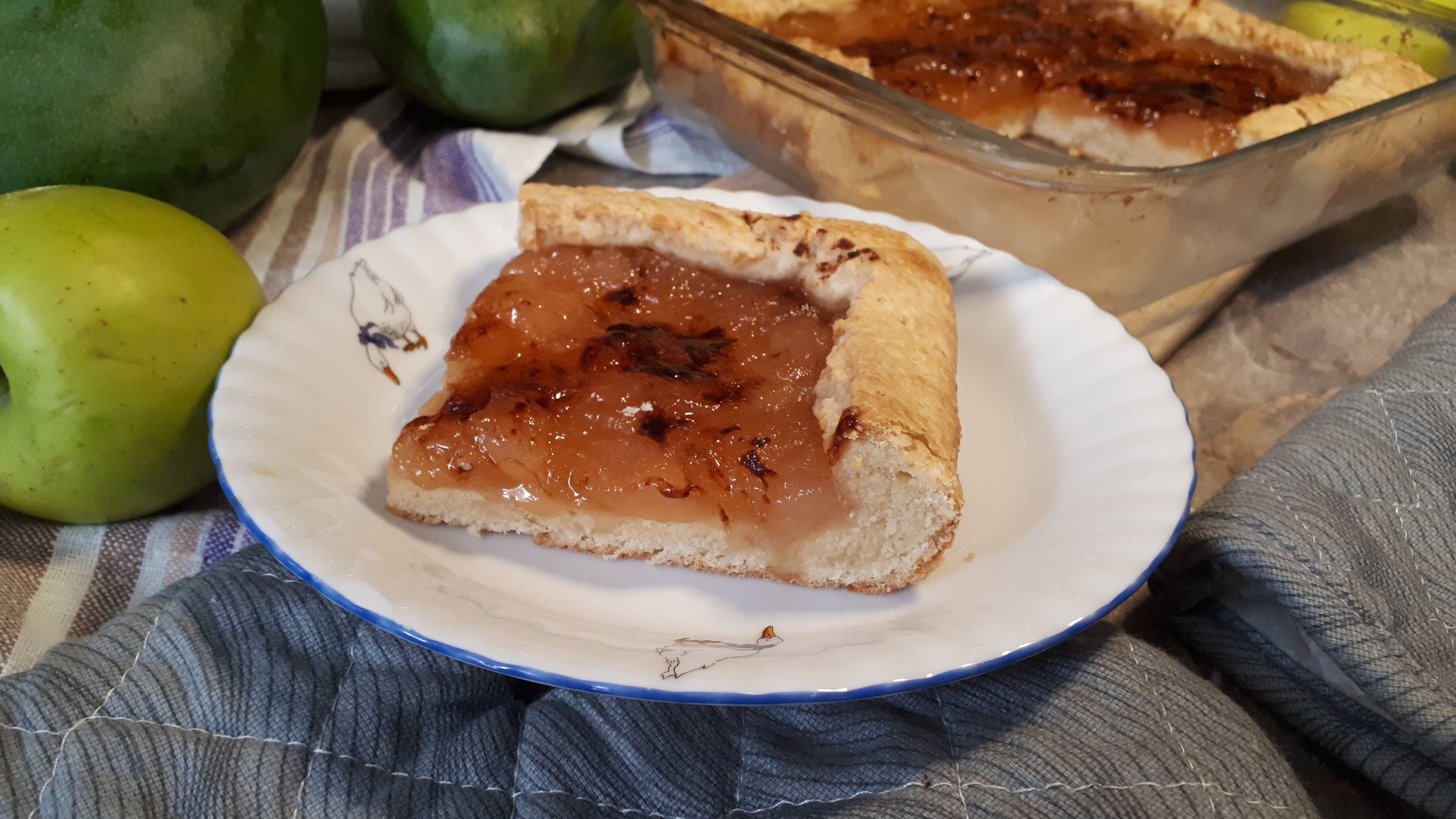 Пирог с яблочным варением