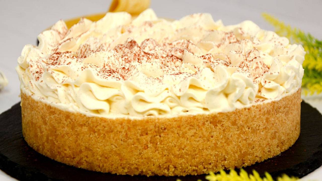 🍌 ДЕСЕРТ, КОТОРЫЙ ХОТЯТ ВСЕ! Баноффи-Пай (без выпечки) — за 15 минут и 5 ингредиентов! 🌟