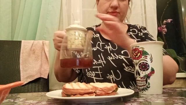 МУКБАНГ / ГОТОВЛЮ СЭНДВИЧИ