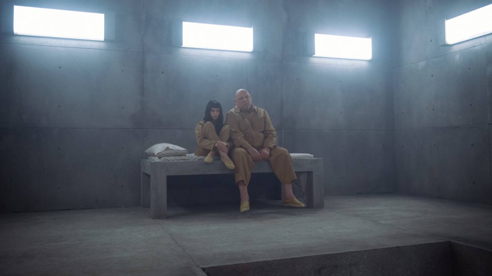 Платформа 2 (2024) / El hoyo 2