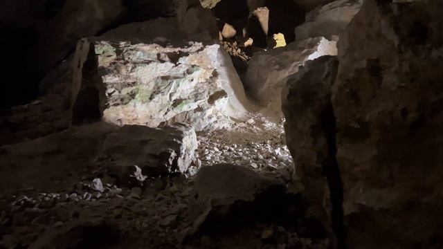 Новоафонская Пещера, отдыхаем в Абхазии с детьми