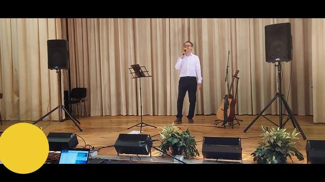 Комарово (На недельку) Фрагмент концерта 2024 г Песни 80-х - Вадим Ибрянов