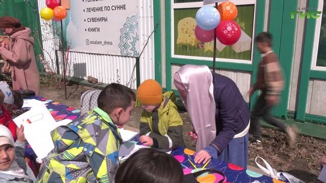 "Семья Абдуловых" / "Мамы и папы со всего света" от 11.10.2024