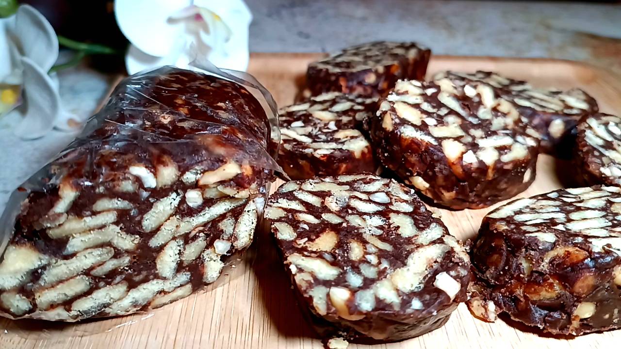 📌 Шоколадная колбаса из печенья и какао - вкусный десерт, без выпечки