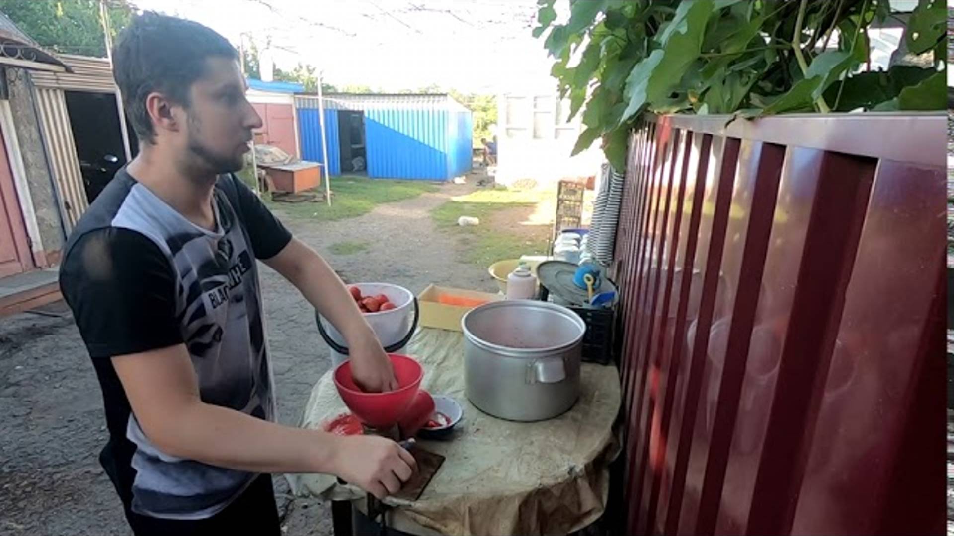 Переработка помидор томатов в домашних условиях томатный сок, морс. Ручная соковыжималка СССР