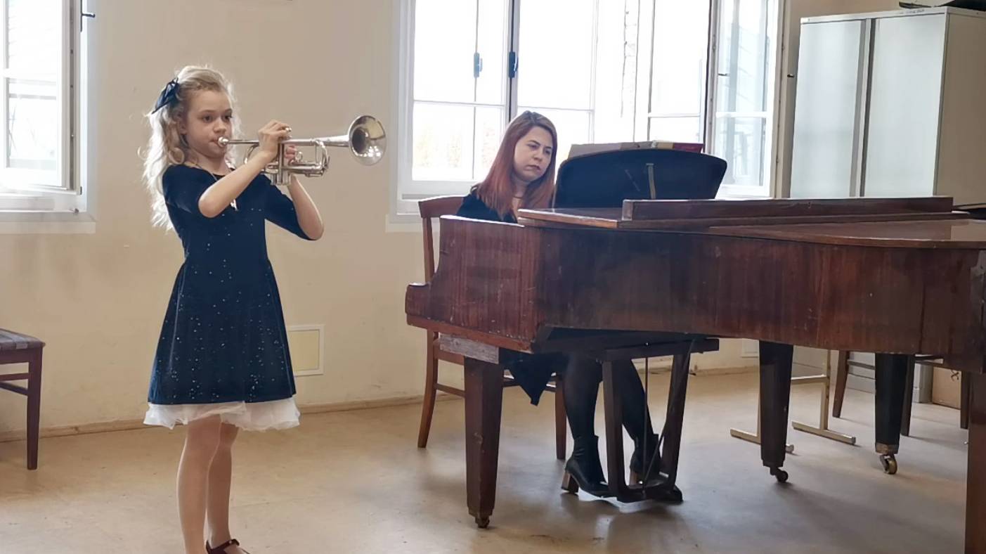 К. Сен-Санс - "Лебедь". Алиса Чунихина - труба