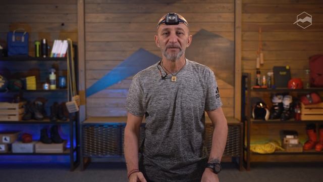 Фонарь Fenix HL40R. Обзор