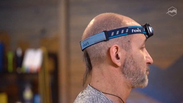 Фонарь Fenix HL32R. Обзор