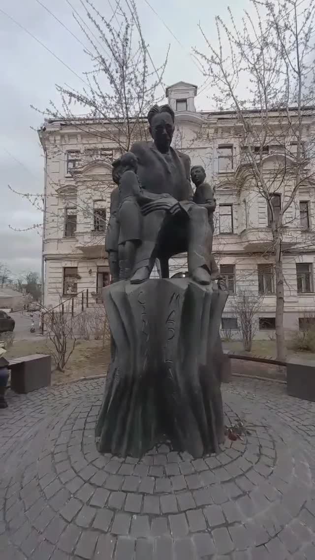 Лялина площадь.Самуил Маршак #памятник
