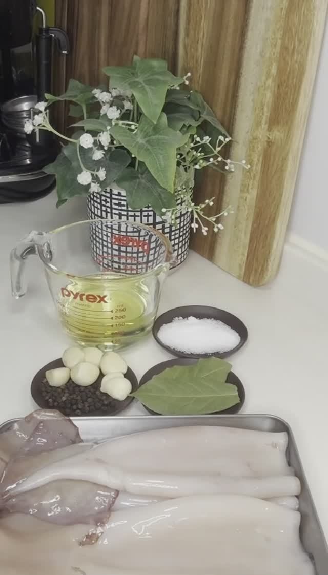 Отличная закуска из кальмаров!Shorts