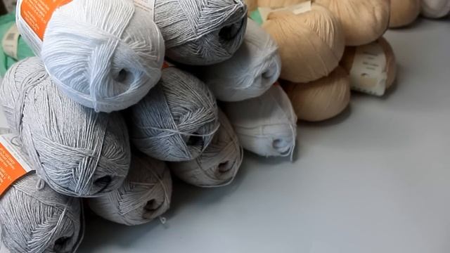 Абсолютно все мои запасы пряжи /Часть 3