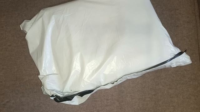 Vlogmas N2/Распаковка посылки с 7 кг,но не пряжи/Тёмный процесс/Яркая пряжа/Не могу выйти из дома