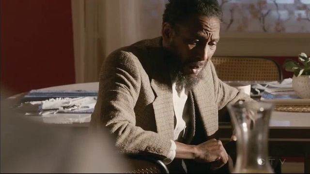 season 1 ep 2 scene in the kitchen