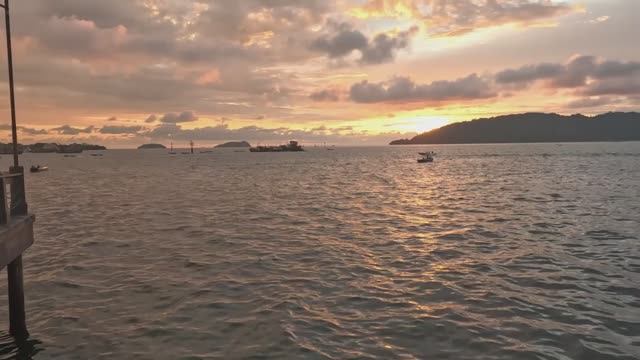 Наш финальный закат в Кота-Кинабалу