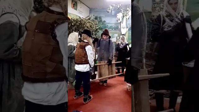 „Сăр тата Хусан хÿтлăх чиккисене тунă вăхăтри тумтир тата ĕç хатĕрĕсем