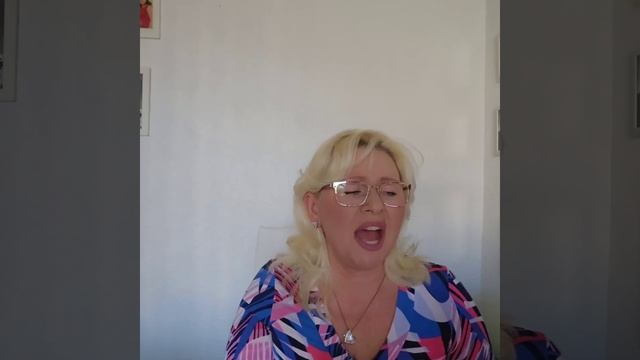 LARISSA 3 - ВЫБИРАТЬ  ЧУДО