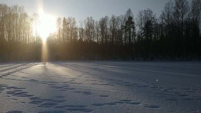 Лазурное. Озеро зимой