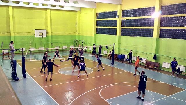 Чеченев Александр виртуозно исправляет не удобную передачу!