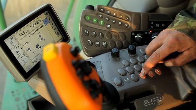 Презентационный ролик - Комбайн "John Deere" (2015)