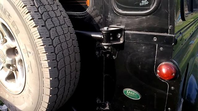 Крепление запасного колеса Land Rover Defender 90/110