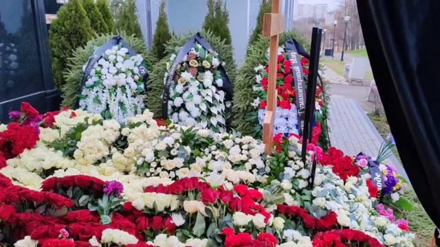 место упокоения артиста Владимира Лëвкина / Троекуровское кладбище участник 31