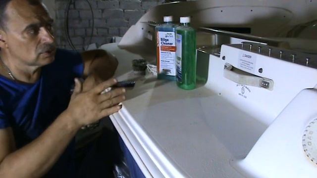 Чем можно отмыть гелькоут катера