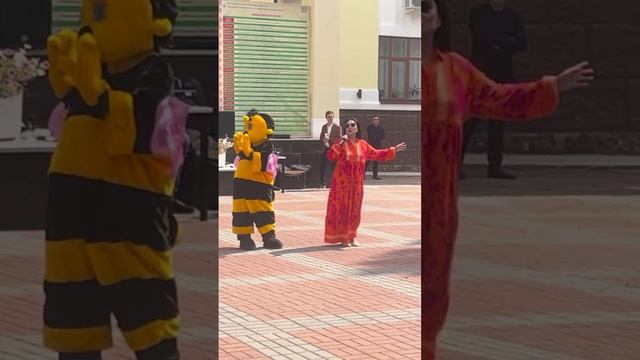 Гөлсөм Бикбулатова - Апайыма аҡ сәскәләр