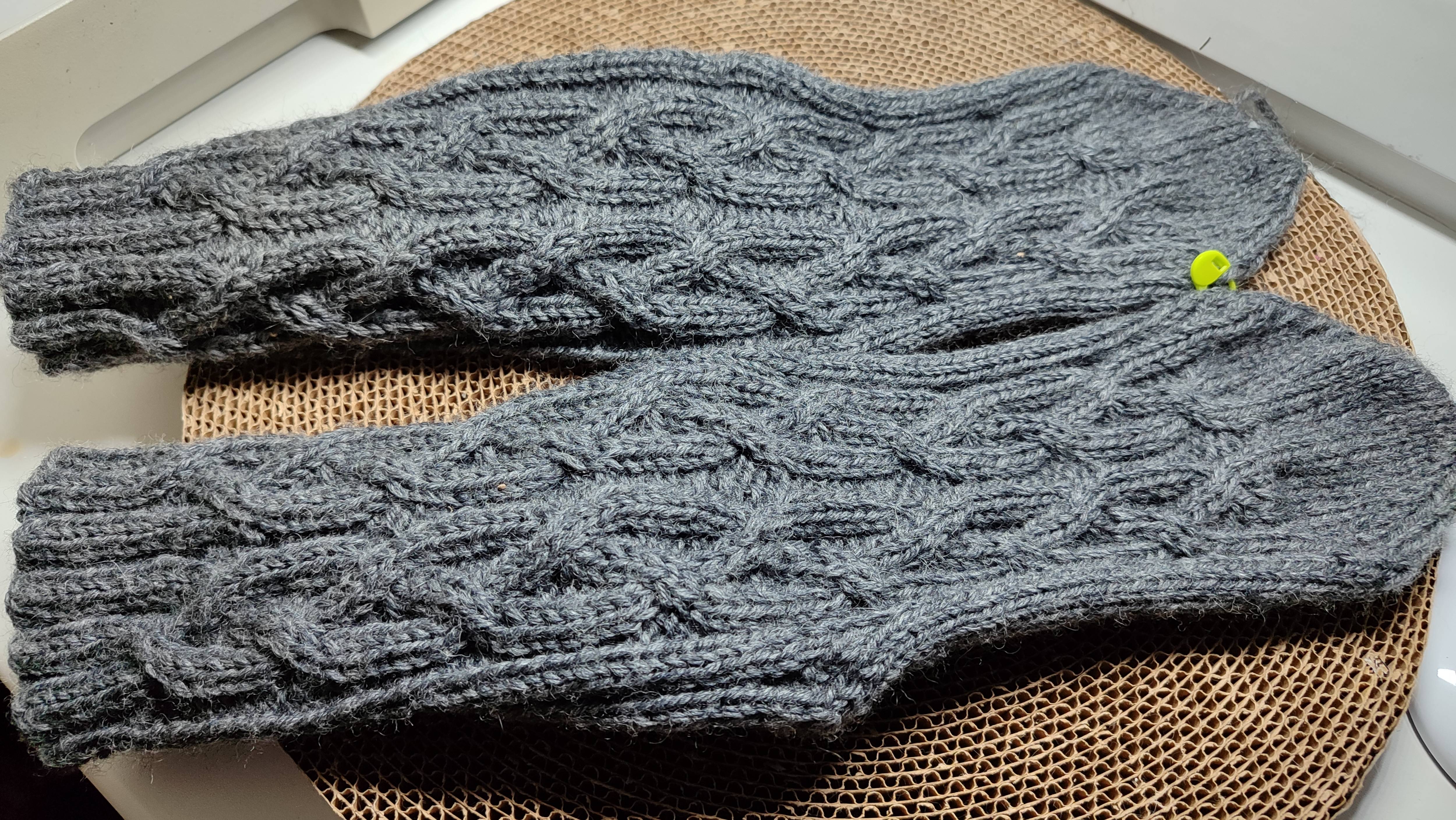 Носочки для родни \\ мужские носки аранами