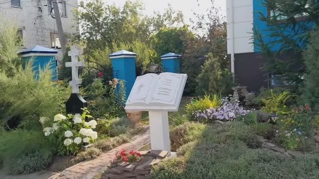 Храм Успения Пресвятой Богородицы "за Верхом" Калуга.  Храмы и монастыри Калуги.