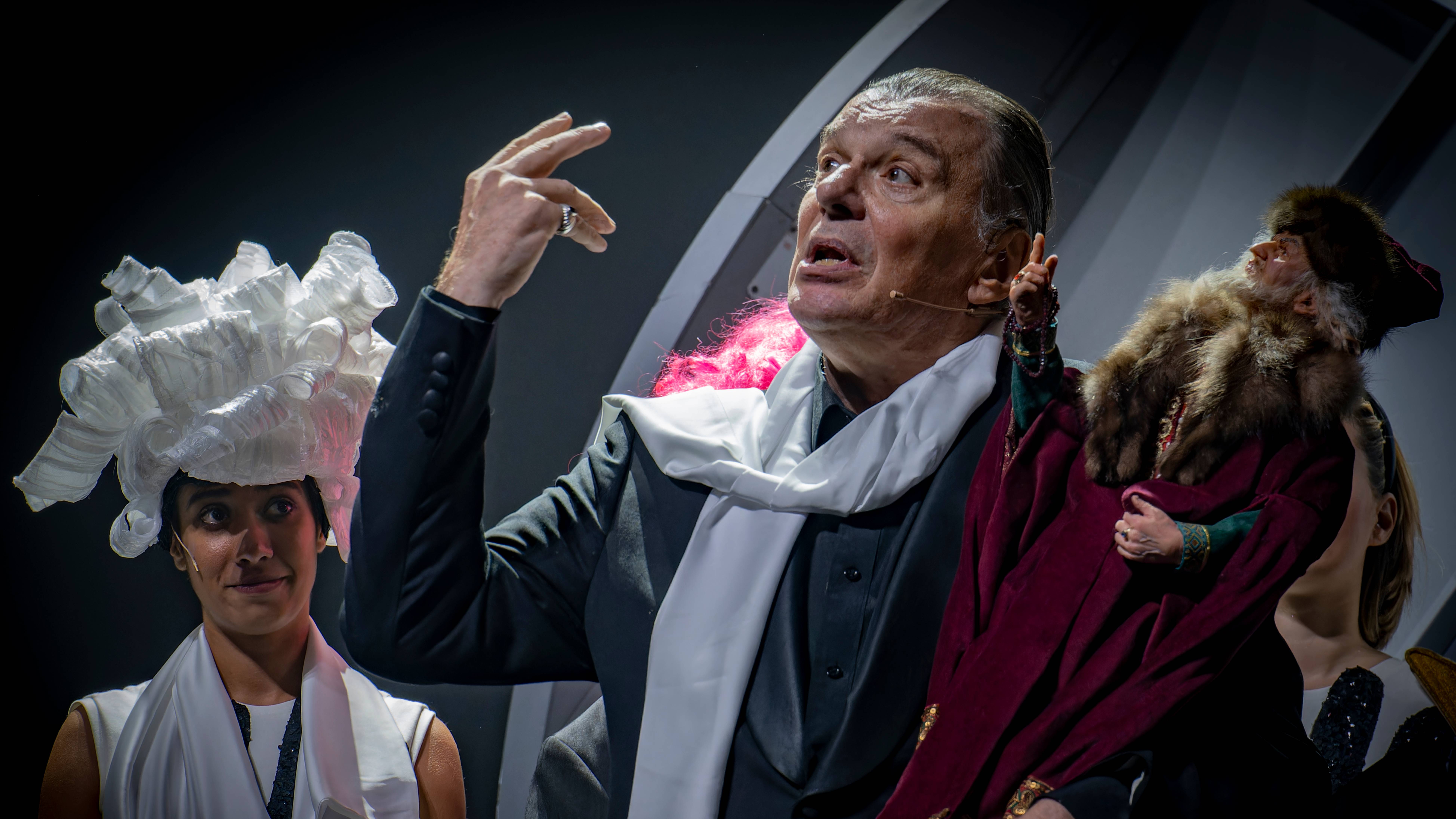 ОБОЗРЕНИЕ: "ВЕК САТИРЫ. ОДИН ДЕНЬ - 100 НАСТРОЕНИЙ!"