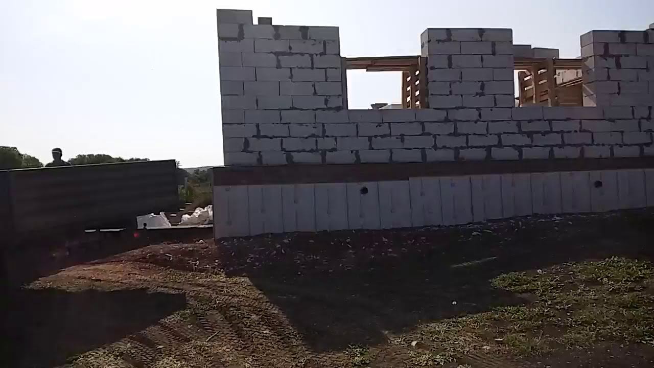 СТРОЙКА СТРОЮ ДОМ ИЗ ГАЗОБЛОКА ГАЗОБЕТОНА Газобетонный блок Биктон. Привез перемычки.