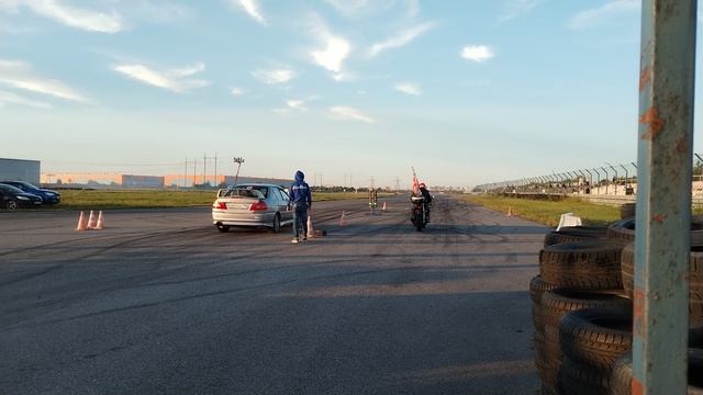 Большие гонки Lancer vs Moto