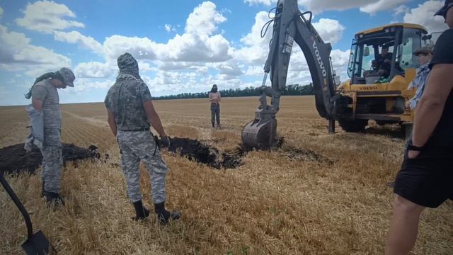 Нашли бойца времен ВОВ на Миус-фронте . Вахта памяти 2023г.  Экспедиция "Забытый полк"