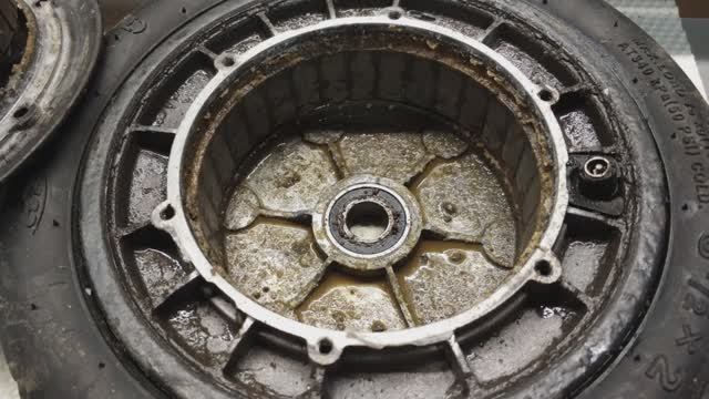 Делаем электросамокаты Xiaomi надежнее, для езды в любую погоду и даже зимой.