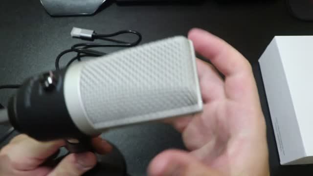 USB микрофон FIFINE 670 с Алиэкспресс.