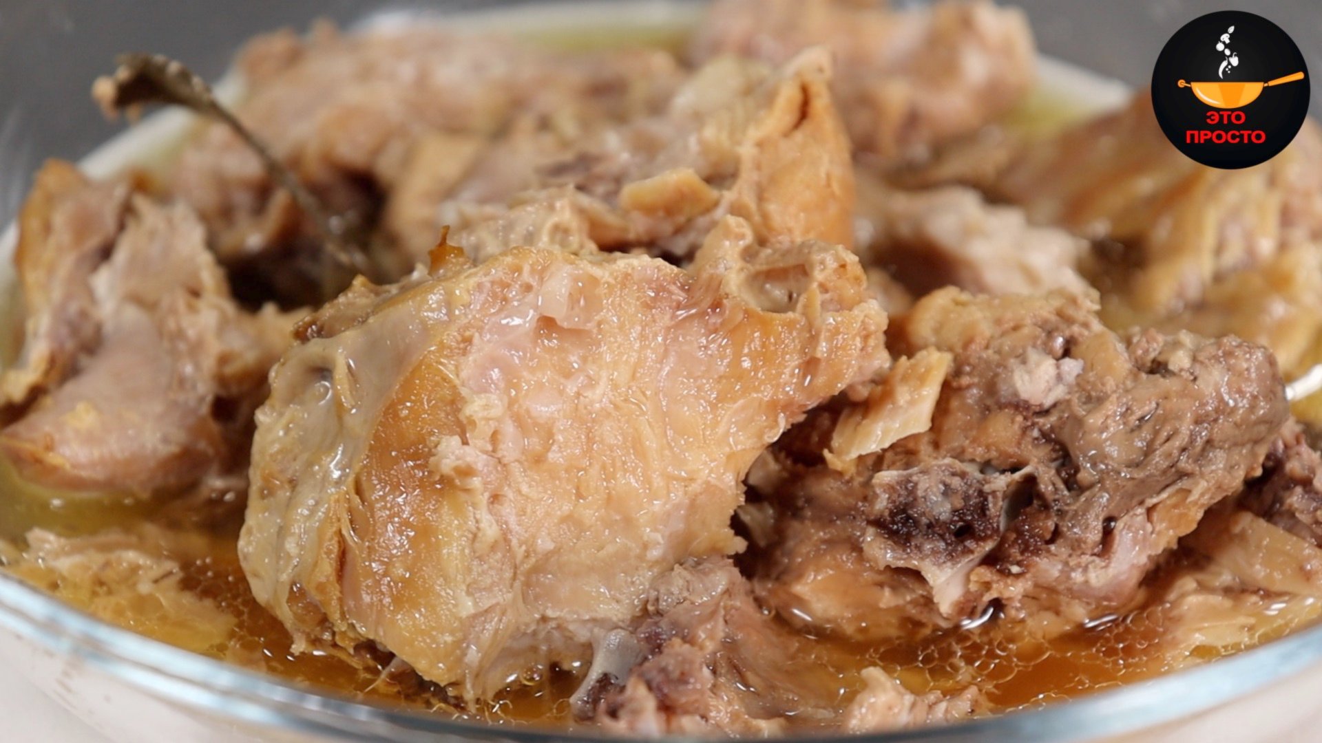 Готовлю сочную и ароматную тушёнку. Рецепт несложный, а блюдо вкусное