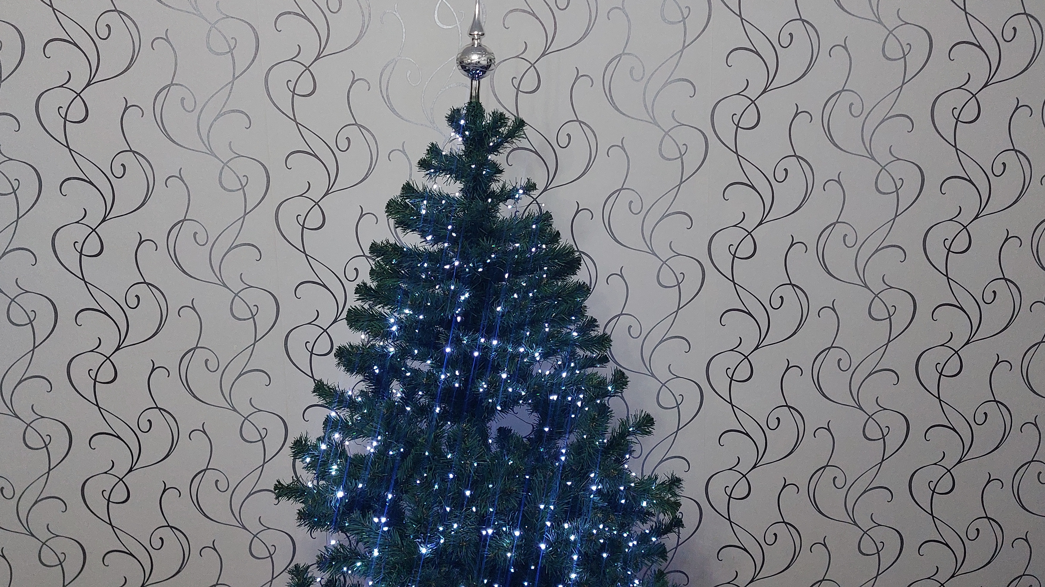 Новогодняя гирлянда РОСА