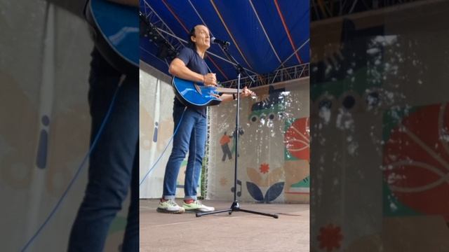 Песни К.Никольского и В.Кузьмина в парке Северное Тушино #guitaracoustic #guitarcover