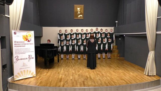 Хор младших классов инструментальных отделений «Звонкие голоса»