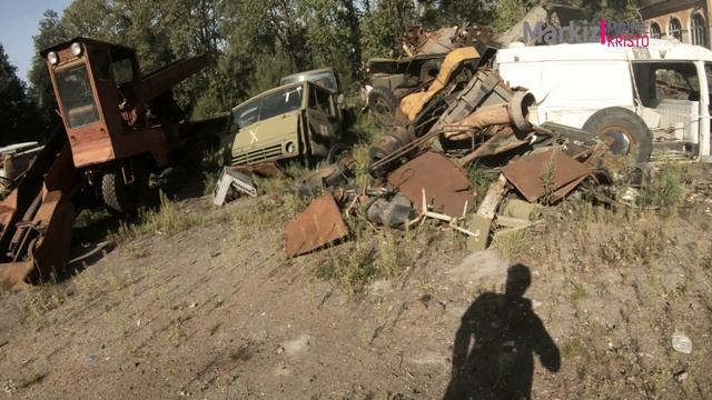 Заброшенная воинская часть Много брошенной техники продолжение