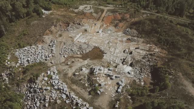 Мраморный карьер Таштагольский район Кемеровской области