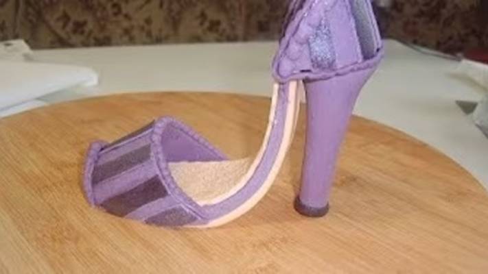 Туфелька из мастики