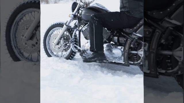 Захватывающие эксперименты с шинами от профессиональных водителей!