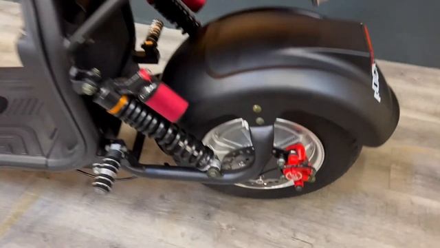 Самый недорогой, но мощный электроскутер Rockwild X11