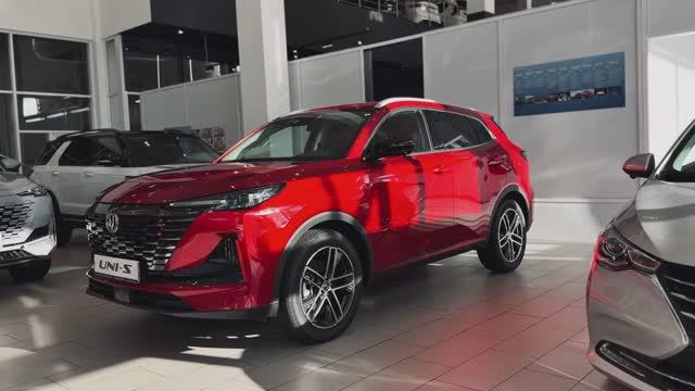 Changan UNI-S_Tech_Красный_в Чанган АВТОРУСЬ