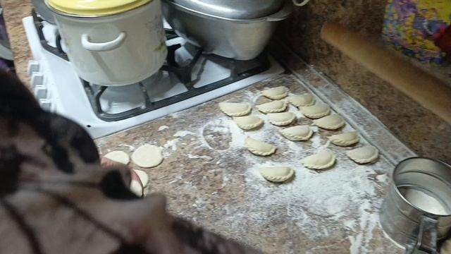 СТАРЫЙ НОВЫЙ ГОД.ВАРЕНИКИ