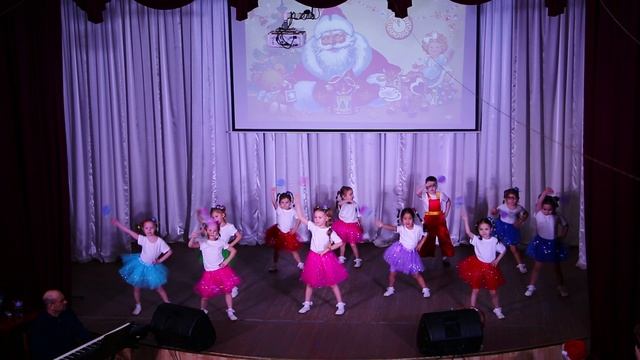 АСТ Малышок - "Карамелька"