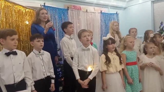 памяти Юрия Шатунова: Белые розы для Вас от детской студии "Ковчег" / протоиерей Алексей Веснин