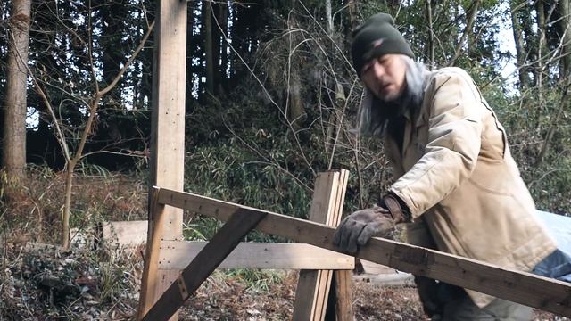 BRUCKE A New Gate and a Snowy Day